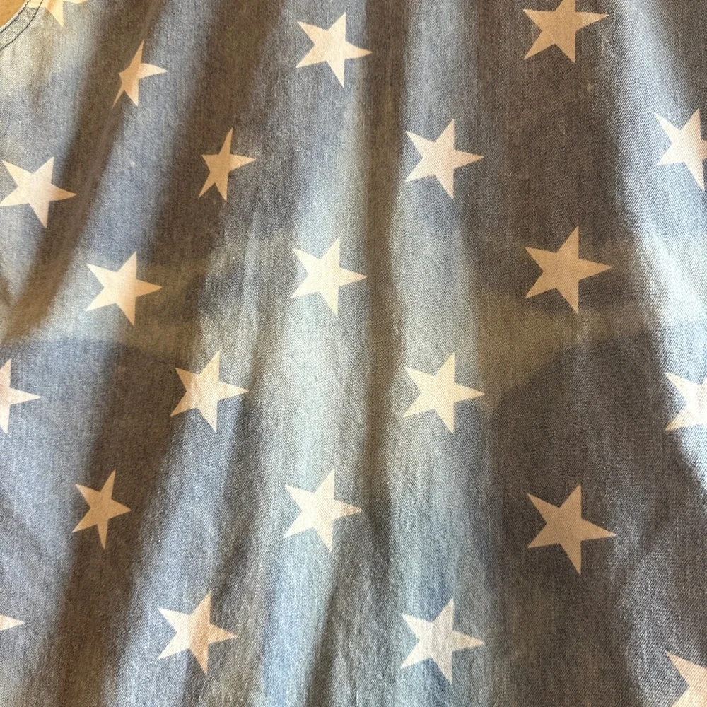 EXPRESS Star Patterned Distressed Denim Sleeveless Top Size Medium - Picture 4 of 10